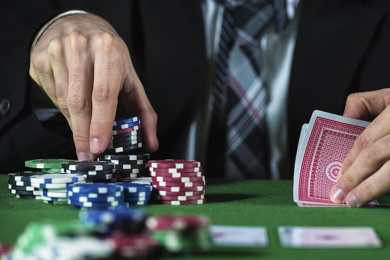 Casino online Kingbet86: Giải trí đỉnh cao với dealer sexy 3 luật và tỷ lệ cược